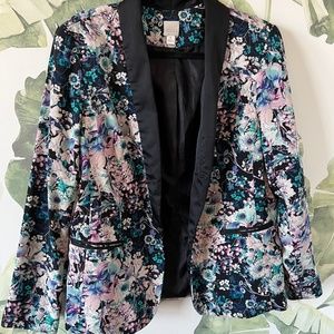 LC Lauren Conrad floral tuxedo blazer